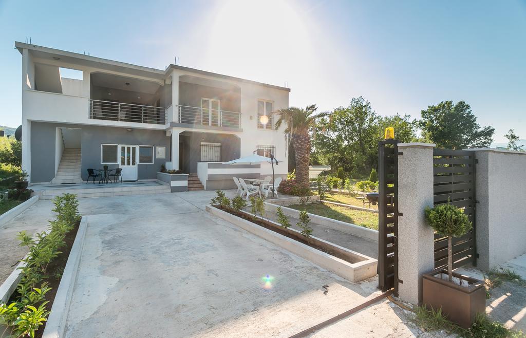 Tramonto Apartments Radanovići Exterior foto